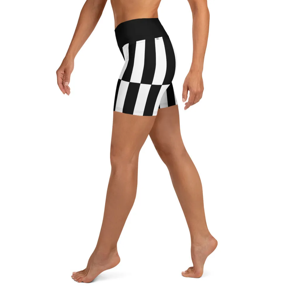 Black and White Optical Illusion Yoga Shorts