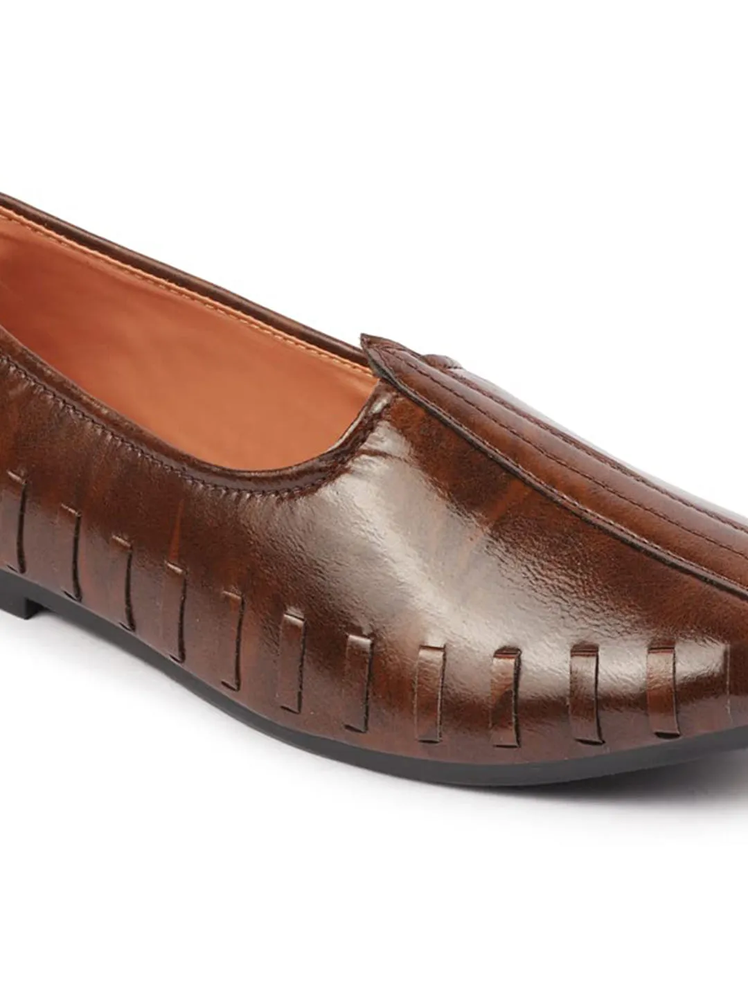 Men Brown Ethnic Slip-On Juttis