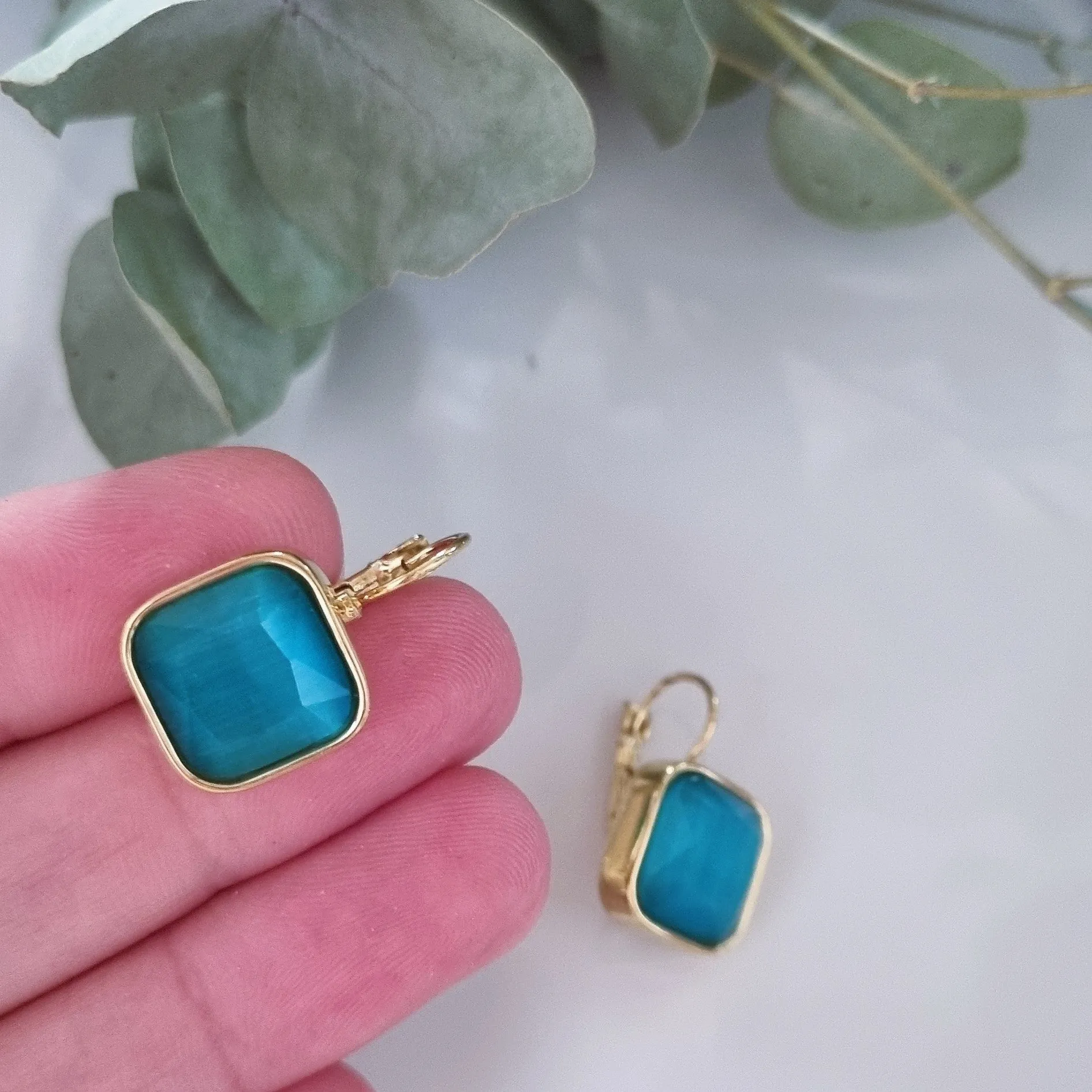 Squared stone's earrings